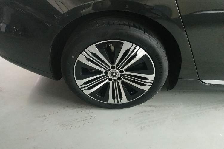 Used Mercedes-Benz EQS 2022 Updated Version 450+ Pioneer Edition Exterior 8