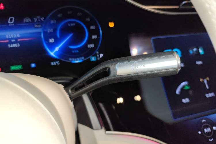 Used Mercedes-Benz EQS 2022 Updated Version 450+ Pioneer Edition Gear Lever