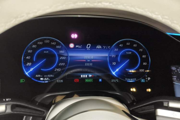 Used Mercedes-Benz EQS 2022 Updated Version 450+ Pioneer Edition Instrument Cluster