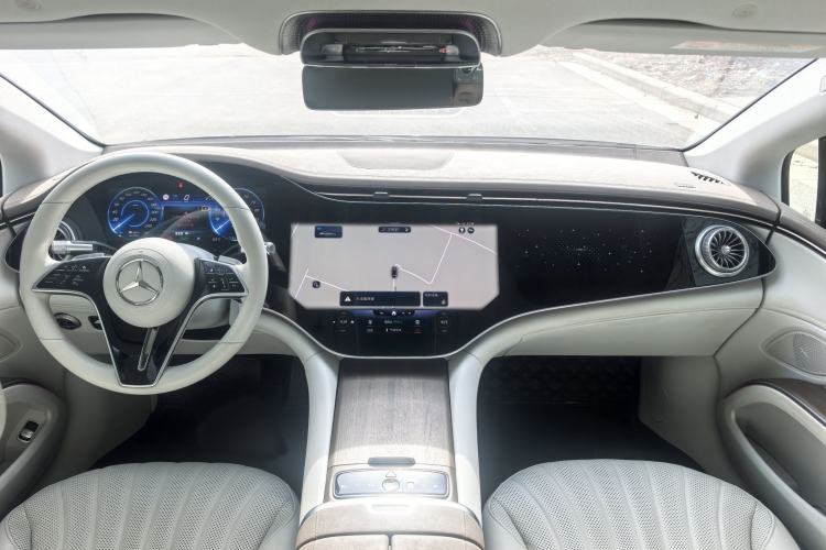 Used Mercedes-Benz EQS 2022 Updated Version 450+ Pioneer Edition Interior 1