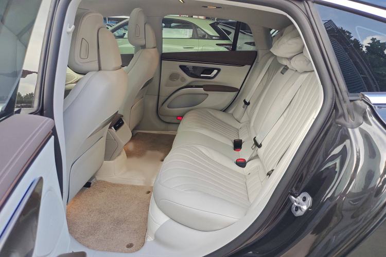 Used Mercedes-Benz EQS 2022 450+ Pioneer Edition Interior 1