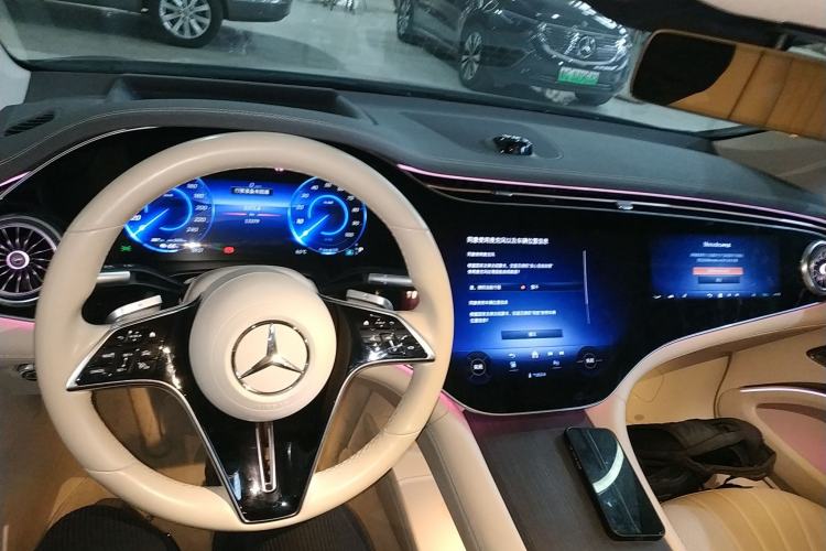 Used Mercedes-Benz EQS 2022 Updated Version 450+ Luxury Edition Interior 2