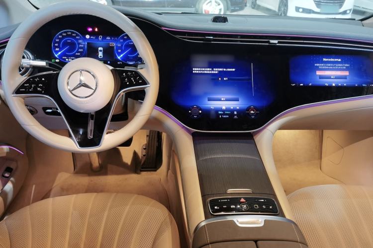 Used Mercedes-Benz EQS 2022 Updated Version 450+ Luxury Edition Interior 3