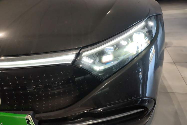 Used Mercedes-Benz EQS 2022 Updated Version 450+ Pioneer Edition Left Front Headlight