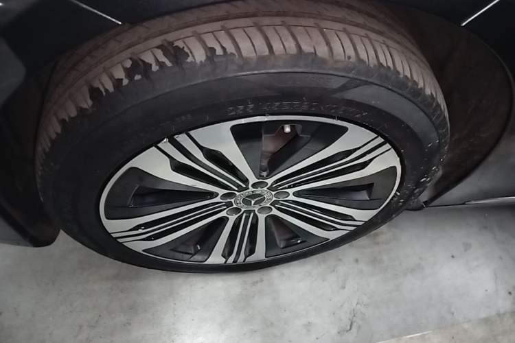 Used Mercedes-Benz EQS 2022 Updated Version 450+ Pioneer Edition Left Front Wheel Hub
