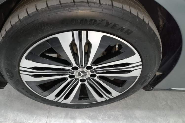 Used Mercedes-Benz EQS 2022 Updated Version 450+ Pioneer Edition Left Front Wheel Hub