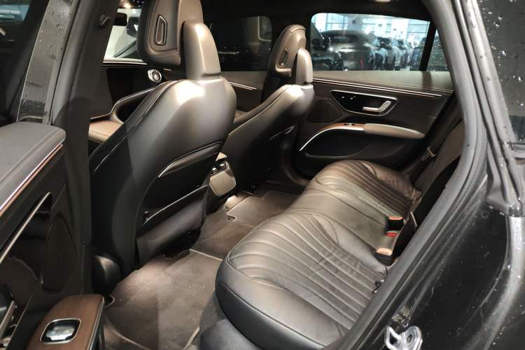 Used Mercedes-Benz EQS 2022 Updated Version 450+ Pioneer Edition Left Rear Seat