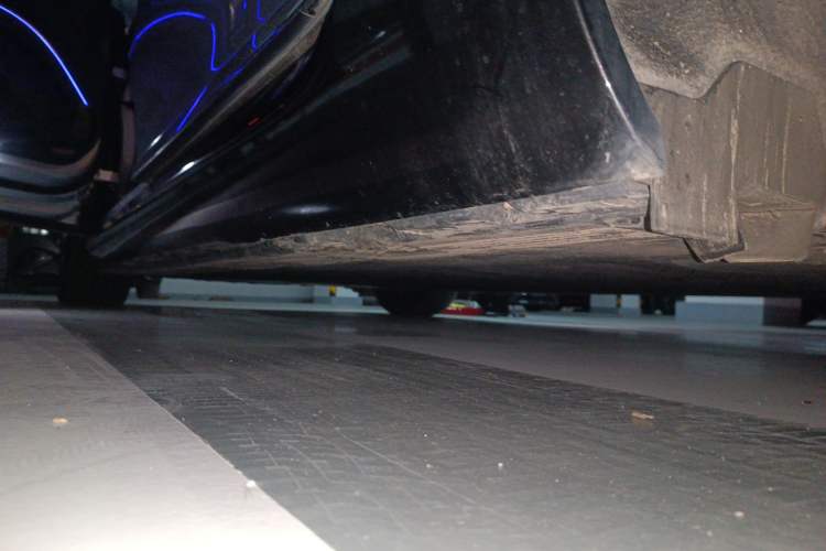 Used Mercedes-Benz EQS 2022 Updated Version 450+ Pioneer Edition Left Side Sill