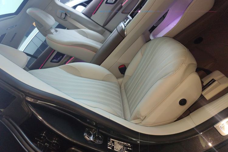 Used Mercedes-Benz EQS 2022 Updated Version 450+ Pioneer Edition Right Front Seat