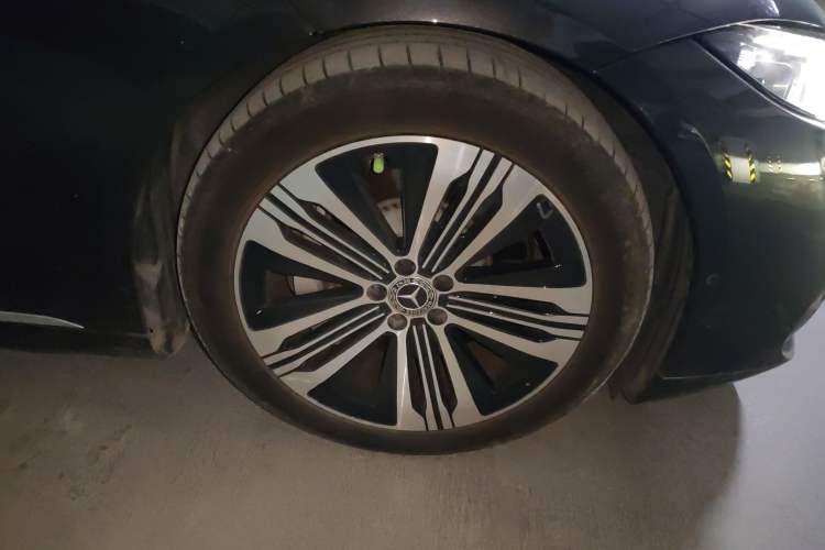 Used Mercedes-Benz EQS 2022 450+ Pioneer Edition Right Front Wheel Hub