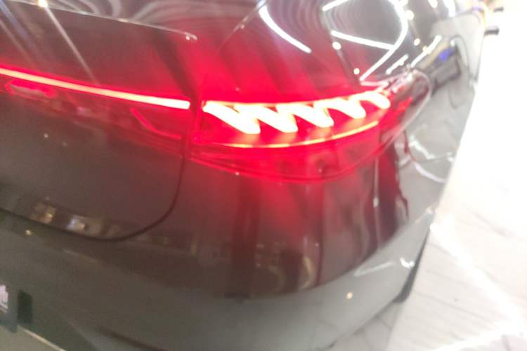Used Mercedes-Benz EQS 2022 Updated Version 450+ Pioneer Edition Right Rear Taillight
