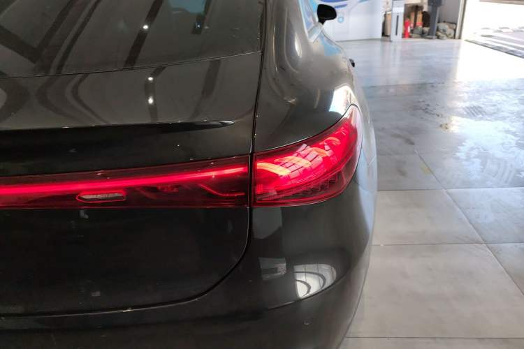 Used Mercedes-Benz EQS 2022 Updated Version 450+ Pioneer Edition Right Rear Taillight
