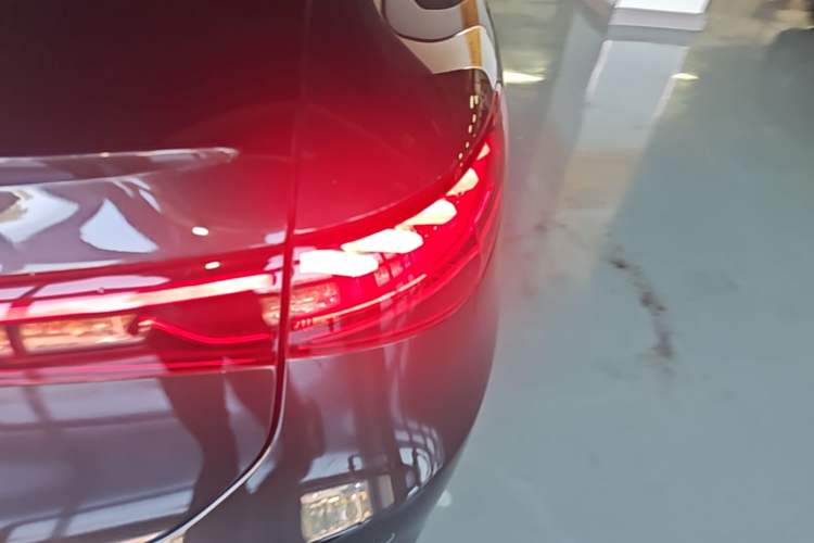Used Mercedes-Benz EQS 2022 Updated Version 450+ Pioneer Edition Right Rear Taillight