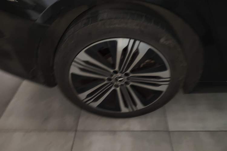Used Mercedes-Benz EQS 2022 Updated Version 450+ Pioneer Edition Right Rear Wheel Hub