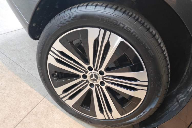 Used Mercedes-Benz EQS 2022 Updated Version 450+ Pioneer Edition Right Rear Wheel Hub