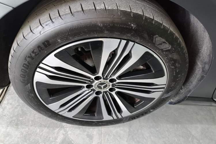 Used Mercedes-Benz EQS 2022 Updated Version 450+ Pioneer Edition Right Rear Wheel Hub