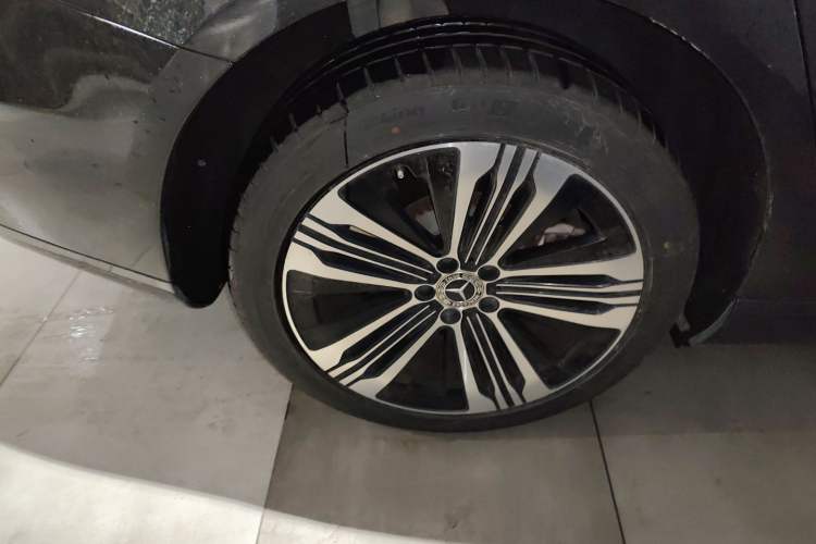 Used Mercedes-Benz EQS 2022 Updated Version 450+ Pioneer Edition Right Rear Wheel Hub