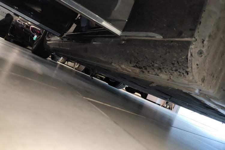 Used Mercedes-Benz EQS 2022 Updated Version 450+ Pioneer Edition Right Side Sill