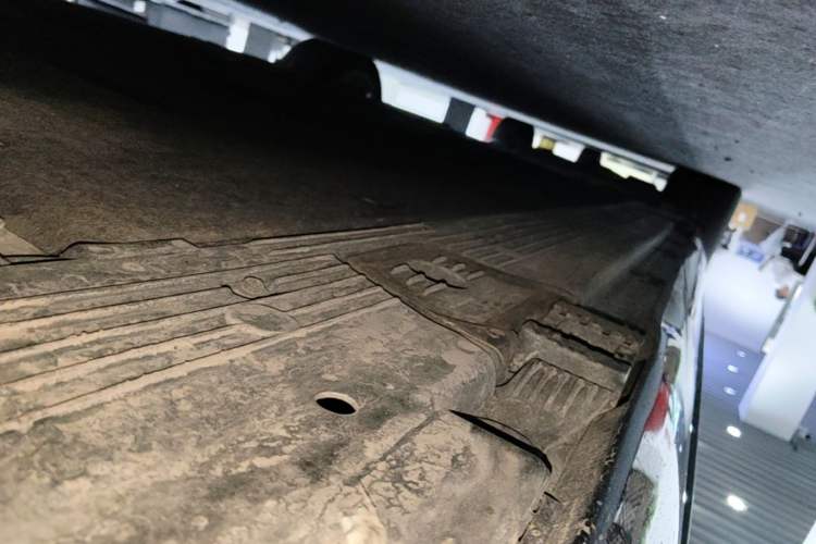 Used Mercedes-Benz EQS 2022 450+ Pioneer Edition Right Side Sill