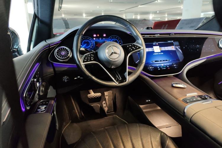 Used Mercedes-Benz EQS 2022 Updated Version 450+ Pioneer Edition Steering Wheel