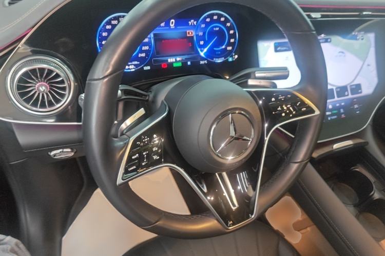 Used Mercedes-Benz EQS 2022 Updated Version 450+ Pioneer Edition Steering Wheel
