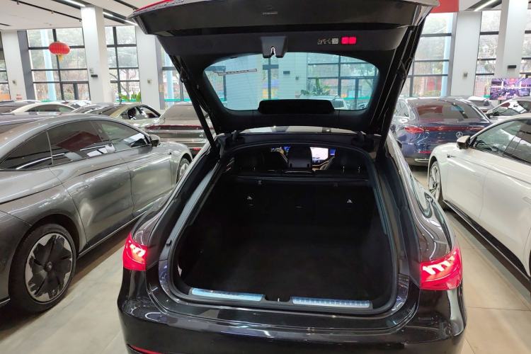 Used Mercedes-Benz EQS 2022 Updated Version 450+ Pioneer Edition Trunk