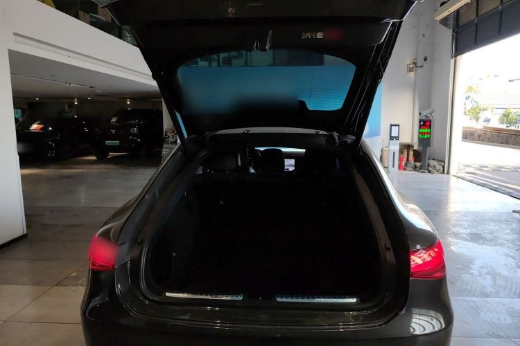 Used Mercedes-Benz EQS 2022 Updated Version 450+ Pioneer Edition Trunk