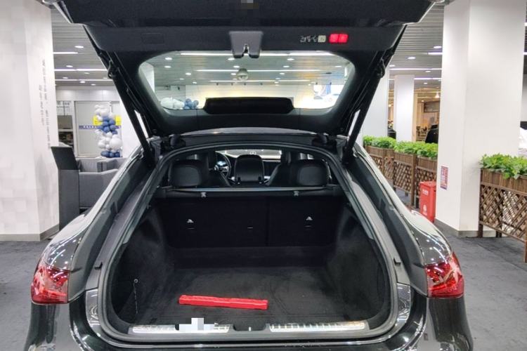 Used Mercedes-Benz EQS 2022 450+ Pioneer Edition Trunk