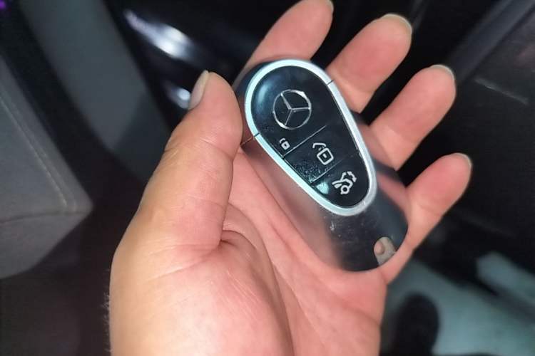 Used Mercedes-Benz EQS 2022 Updated Version 450+ Pioneer Edition Vehicle Key