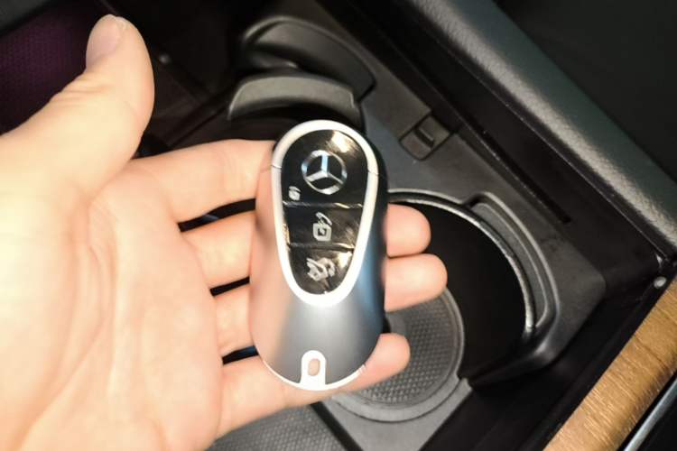 Used Mercedes-Benz EQS 2022 Updated Version 450+ Pioneer Edition Vehicle Key