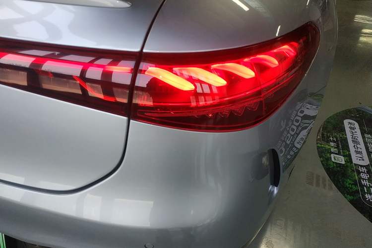 Used Mercedes-Benz EQS 2022 Updated Version 450+ Luxury Edition Exterior 6