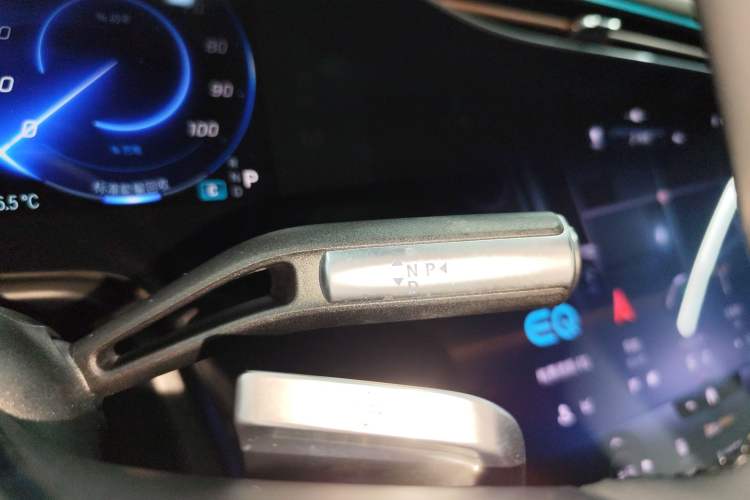 Used Mercedes-Benz EQS 2022 Updated Version 450+ Pioneer Edition Gear Lever