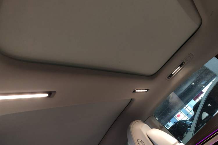 Used Mercedes-Benz EQS 2022 Updated Version 450+ Pioneer Edition Headliner