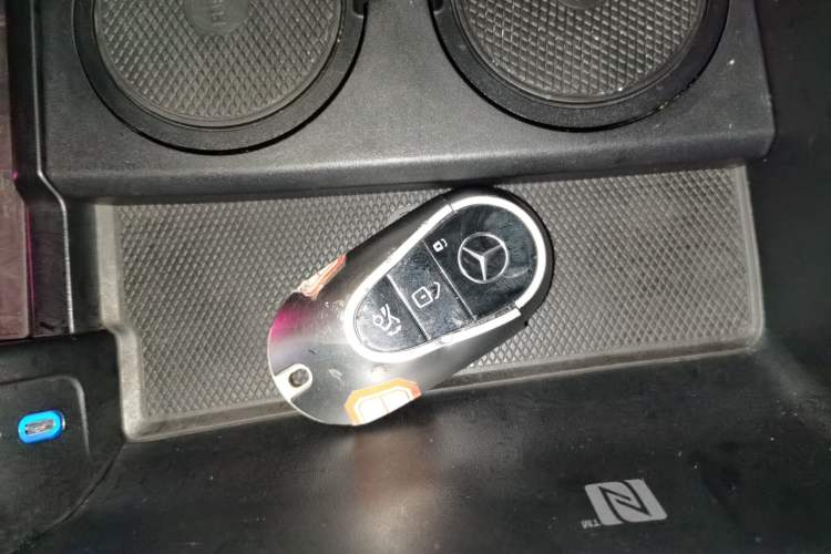 Used Mercedes-Benz EQS 2022 Updated Version 450+ Pioneer Edition Interior 1