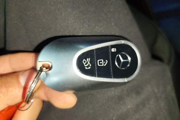 Used Mercedes-Benz EQS 2022 Updated Version 450+ Pioneer Edition Interior 1