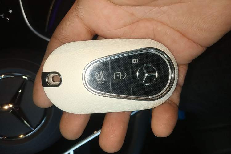 Used Mercedes-Benz EQS 2022 Updated Version 450+ Luxury Edition Interior 1