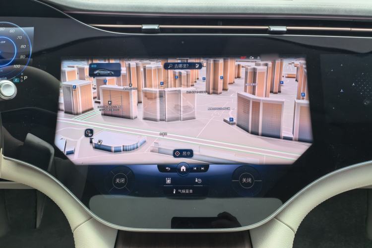 Used Mercedes-Benz EQS 2022 Updated Version 450+ Pioneer Edition Interior 6