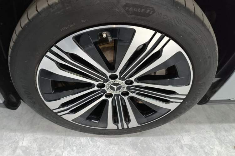 Used Mercedes-Benz EQS 2022 Updated Version 450+ Pioneer Edition Left Front Wheel Hub