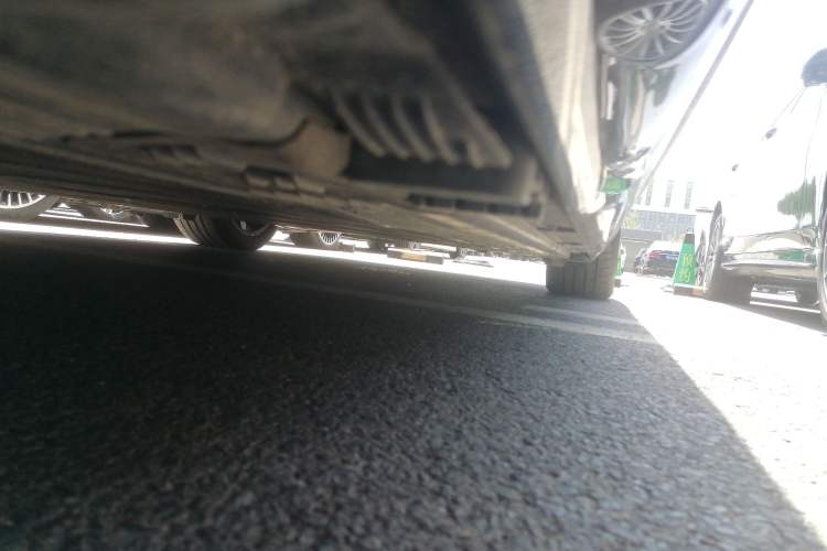 Used Mercedes-Benz EQS 2022 Updated Version 450+ Pioneer Edition Left Side Sill