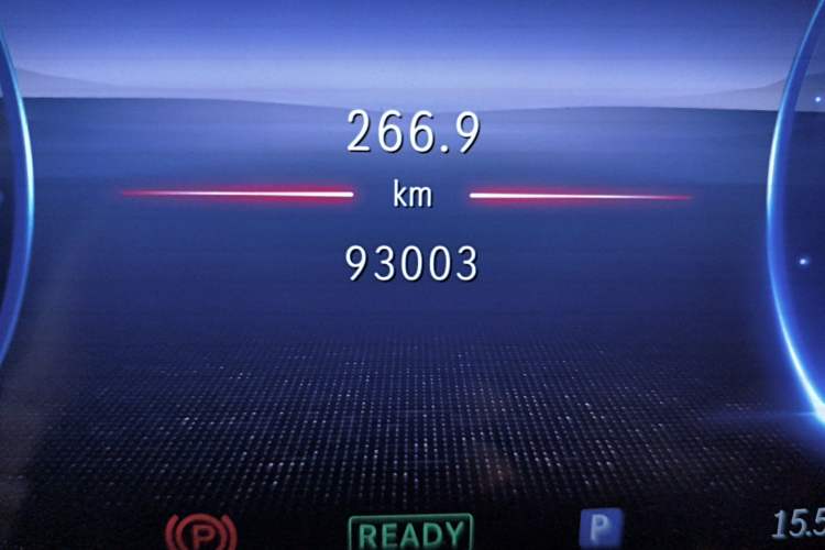 Used Mercedes-Benz EQS 2022 450+ Pioneer Edition Odometer Close Up