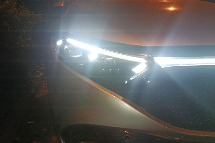 Used Mercedes-Benz EQS 2022 450+ Pioneer Edition Right Front Headlight