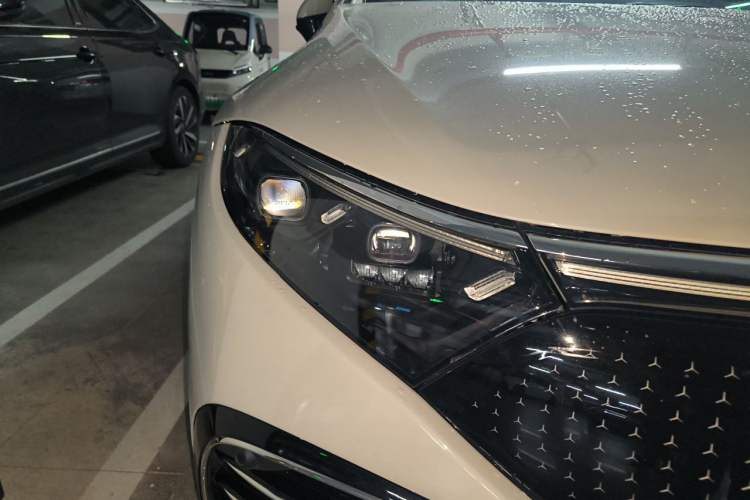 Used Mercedes-Benz EQS 2022 Updated Version 450+ Luxury Edition Right Front Headlight
