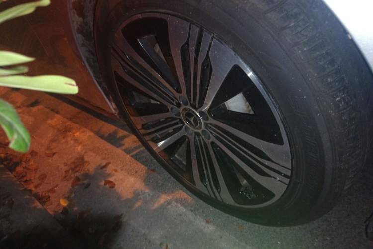 Used Mercedes-Benz EQS 2022 450+ Pioneer Edition Right Front Wheel Hub