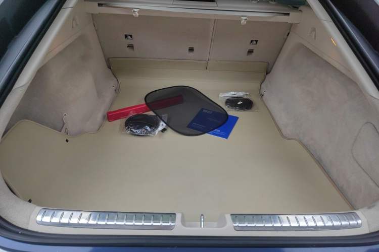 Used Mercedes-Benz EQS 2022 450+ Pioneer Edition Trunk