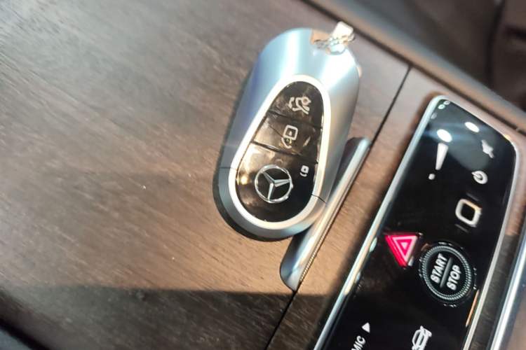 Used Mercedes-Benz EQS 2022 Updated Version 450+ Pioneer Edition Vehicle Key
