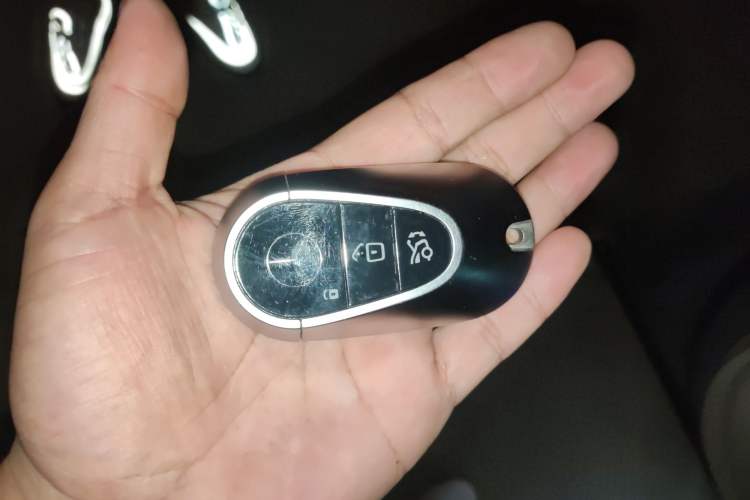 Used Mercedes-Benz EQS 2022 Updated Version 450+ Pioneer Edition Vehicle Key