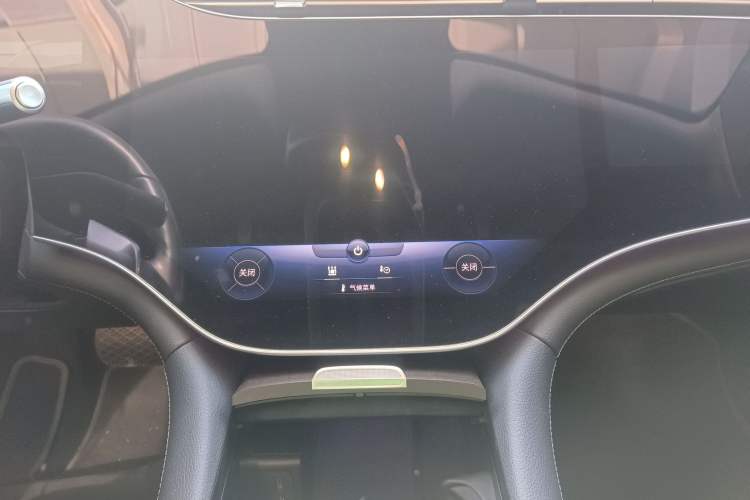 Used Mercedes-Benz EQS 2022 450+ Pioneer Edition Audio And AC Panel