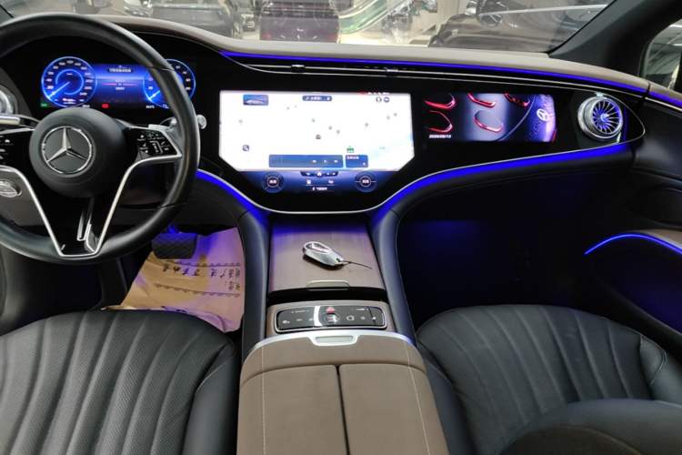 Used Mercedes-Benz EQS 2022 Updated Version 450+ Pioneer Edition Audio And AC Panel