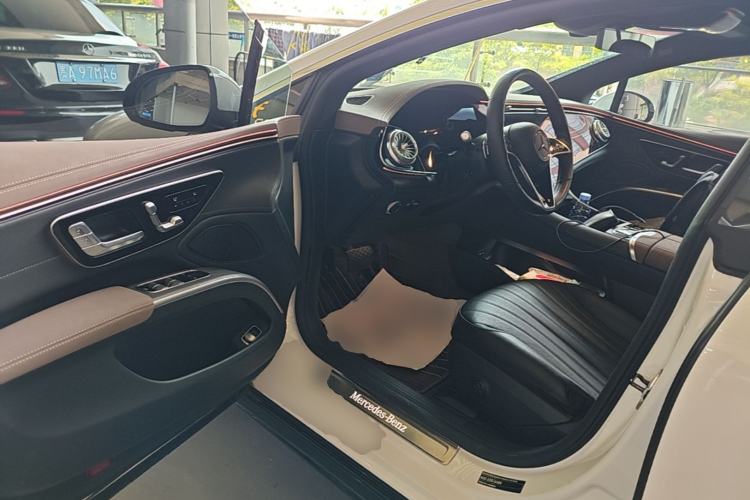 Used Mercedes-Benz EQS 2022 Updated Version 450+ Luxury Edition Driver Seat