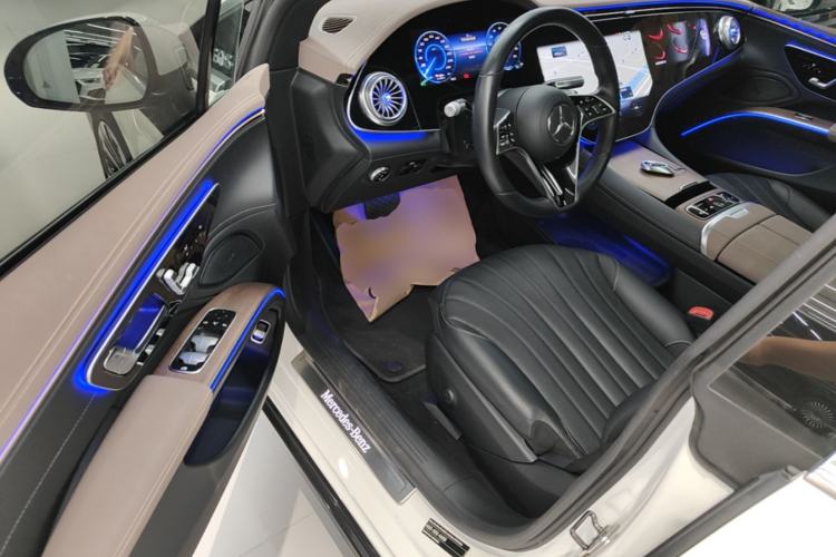 Used Mercedes-Benz EQS 2022 Updated Version 450+ Pioneer Edition Driver Seat